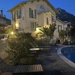 Hotel La Roseraie , Familial Ouvert Toute L Annee
